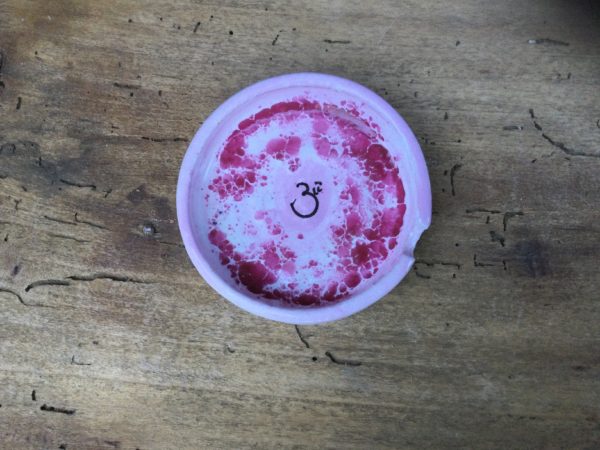 ashtray pink AUM ceramic and glass